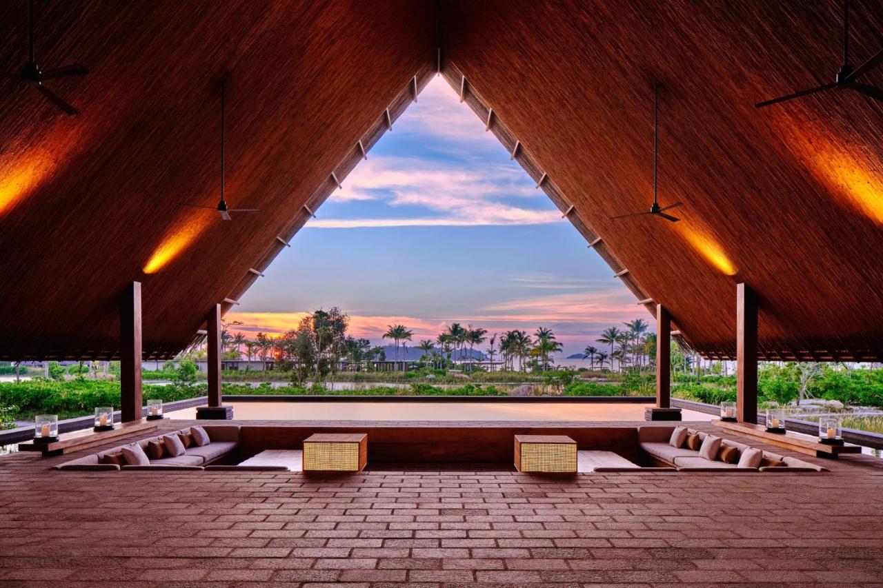 Sheraton Belitung Resort Tanjungbinga Exterior foto